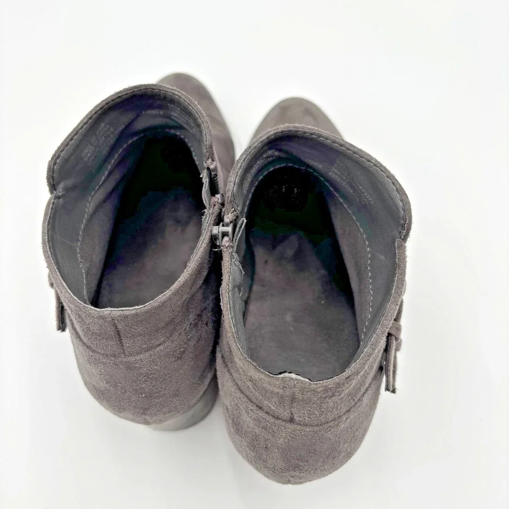 Sonoma Women's‎ Ankle Boots Size 10 Gray Faux Suede Booties